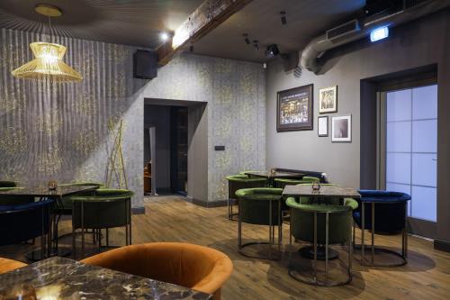 CENTRO MOBILI SPOL. S R.O. | CLOCK COFFEE BAR