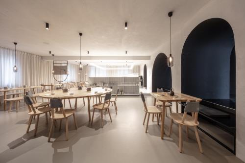 HUBINSKY ATELIER | OYSHI