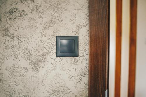 LUCIA MIKITOVÁ, ŠTÚDIO INTERIÉROVÉHO DIZAJNU | CHATA SLOVIANKA HTTPS://WOODPARK.SK/