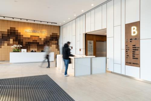 SIEBERT + TALAŠ, SPOL. S R.O. | INTERIÉR VSTUPNEJ HALY - EINSTEINOVA BUSINESS CENTER