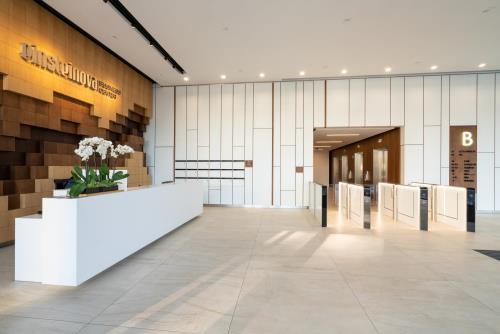 SIEBERT + TALAŠ, SPOL. S R.O. | INTERIÉR VSTUPNEJ HALY - EINSTEINOVA BUSINESS CENTER