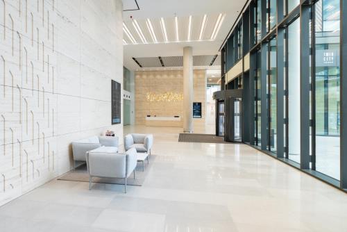 SIEBERT + TALAŠ, SPOL. S R.O. | VSTUPNÁ HALA - TWIN CITY TOWER