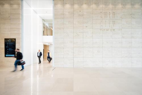 SIEBERT + TALAŠ, SPOL. S R.O. | VSTUPNÁ HALA - TWIN CITY TOWER