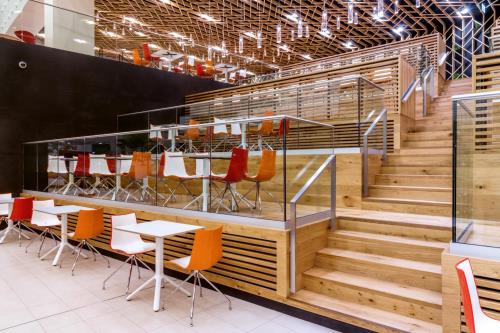 SUCHÁNEK, ARCHITEKTONICKÁ KANCELÁRIA | GASTRO PASÁŽ