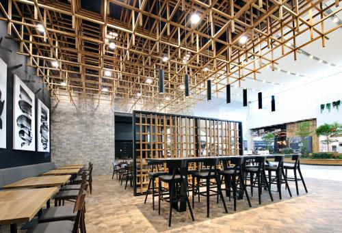 SUCHÁNEK, ARCHITEKTONICKÁ KANCELÁRIA | GASTRO PASÁŽ