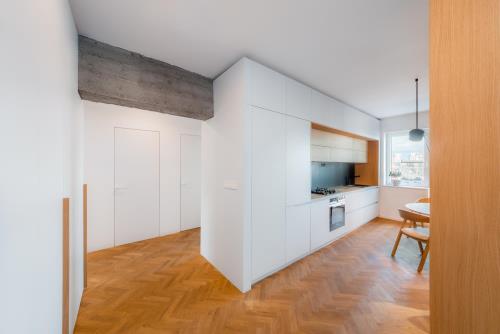 ABRAMA ARCHITEKTI | BYT KARADŽIČOVA