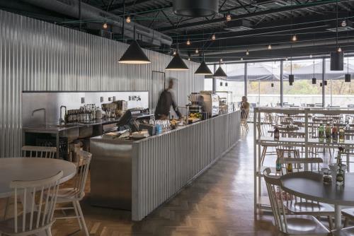 GUTGUT, GRAU | SOHO AU