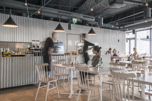 GUTGUT, GRAU | SOHO AU