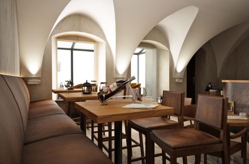 PJURE | ÚTULNÁ VINÁREŇ BOBULE V CENTRE MESTA